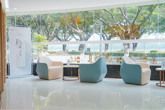 廣州樂啟生醫(yī)療門診部_醫(yī)院大廳