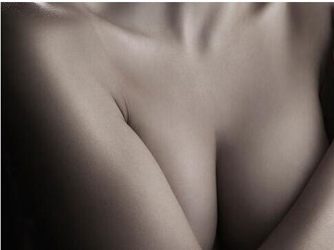 2023昆明光電去除妊娠紋榜單前十位醫(yī)生挨個點(diǎn)評！莫麗仙、黃志鵬、周玲等連續(xù)上榜