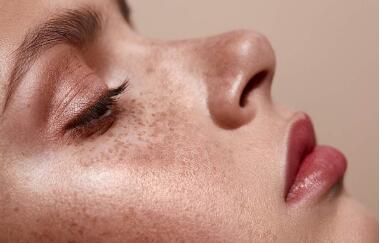 湖南液態(tài)骨雕隆鼻價格表2023在線參考(2023湖南液態(tài)骨雕隆鼻參考價為：6593元)