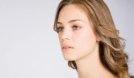 長沙耳軟骨膨體隆鼻整形外科價格免費查詢(2023長沙耳軟骨膨體隆鼻參考價為：6716元)