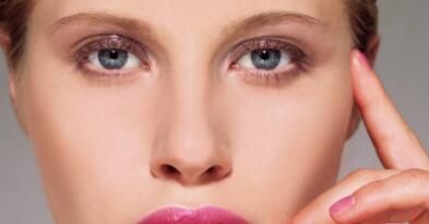 重慶唇色偏黑漂唇手術(shù)費用2023收費明細公開(2023重慶唇色偏黑漂唇參考價為：5744元)