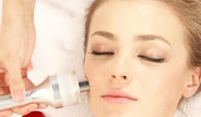 廣西除皺手術(shù)修復(fù)價(jià)目表震撼發(fā)布(廣西壯族自治區(qū)第二人民醫(yī)院（南溪山醫(yī)院）整形科除皺手術(shù)修復(fù)參考價(jià)：3367元)