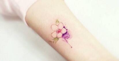 南昌玻尿酸打川字紋大致費(fèi)用(2023南昌玻尿酸打川字紋參考價(jià)為：6144元)