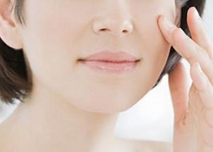 北京平滑吸脂瘦身真實(shí)價(jià)格(北京華韓醫(yī)療美容醫(yī)院平滑吸脂瘦身參考價(jià)：5982元)