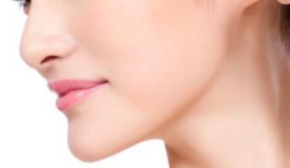 四川內(nèi)窺鏡額顳除皺的費用多少錢公開一覽(2023四川內(nèi)窺鏡額顳除皺參考價為：6722元)