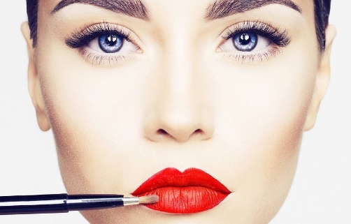 深圳腰腹部抽脂減肥手術收費標準明細剖析(深圳鉑雅醫(yī)療美容醫(yī)院腰腹部抽脂減肥手術參考價：6010元)