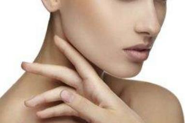 南昌線雕豐眉弓價(jià)格為什么會(huì)那么高呢(南昌高新醫(yī)院整形外科線雕豐眉弓參考價(jià)：5606元)