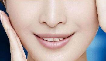 廣州靜態(tài)魚尾紋注射肉毒素價格表火爆上線(廣州番禺區(qū)何賢紀(jì)念醫(yī)院皮膚美容科靜態(tài)魚尾紋注射肉毒素參考價：3325元)