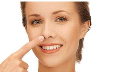 寧波微雕去除川字紋的價錢在線查詢(寧波藝星醫(yī)療美容醫(yī)院微雕去除川字紋參考價：4495元)