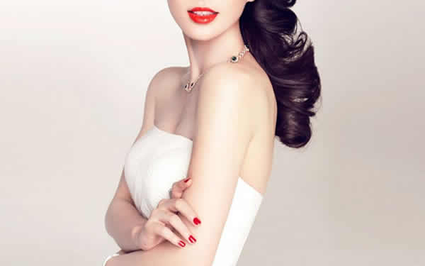 聊城注射豐胸手術整形費用一覽表預覽(聊城東昌府區(qū)美萊雅醫(yī)療美容門診部注射豐胸手術參考價：6479元)