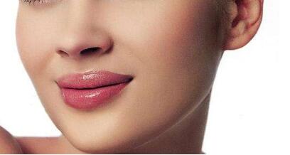 上海微創(chuàng)注射面部填充價(jià)格表2023明細(xì)參考(上海鼻部整形醫(yī)院微創(chuàng)注射面部填充參考價(jià)：5761元)