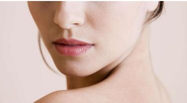 中山co2點(diǎn)陣激光祛雀斑手術(shù)價(jià)格全新公開(中山人民醫(yī)院整形美容科co2點(diǎn)陣激光祛雀斑參考價(jià)：4265元)