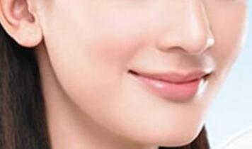 徐州背部吸脂瘦身治療價目表免費查詢(徐州醫(yī)科大學(xué)附屬醫(yī)院整形美容中心背部吸脂瘦身參考價：3566元)