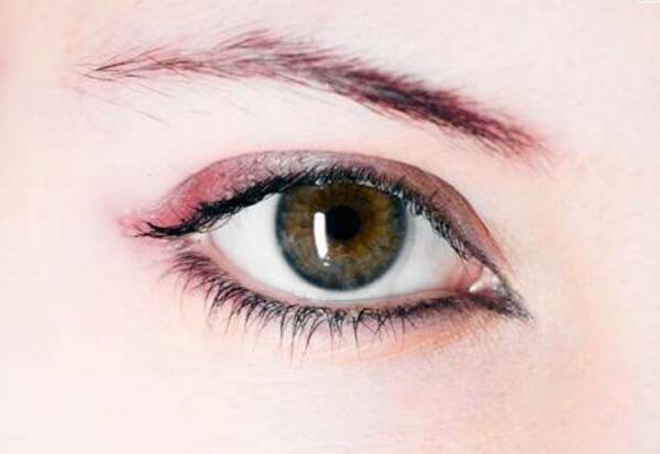 西安剝離去眼睛細(xì)紋價(jià)格多少錢(qián)一次(西安吉美赫拉美容門(mén)診部剝離去眼睛細(xì)紋參考價(jià)：4560元)