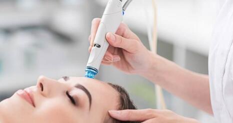 達州微創(chuàng)手術(shù)去法令紋價格表2023在線公開(達州達縣人民醫(yī)院整形外科微創(chuàng)手術(shù)去法令紋參考價：3300元)