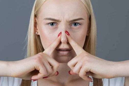 透明質(zhì)酸隆鼻后鼻子為什么會腫脹呢？