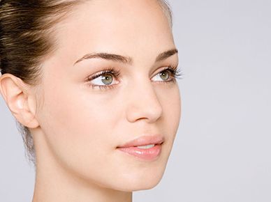 瞬間展現(xiàn)明眸妙技，探索內(nèi)眼角整形的利與弊