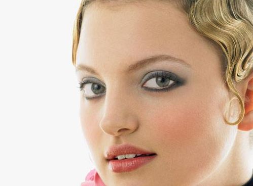 男性肌膚問題解決方案，get三個(gè)護(hù)膚秘籍，魅力煥發(fā)！