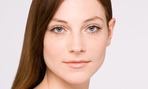 深圳一欣口腔潔牙價(jià)格公開，可持續(xù)保持口腔健康