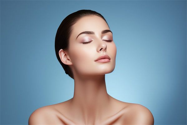 成都整形醫(yī)生哪家好雷子陵vs楊慶華，公認(rèn)知名靠譜！