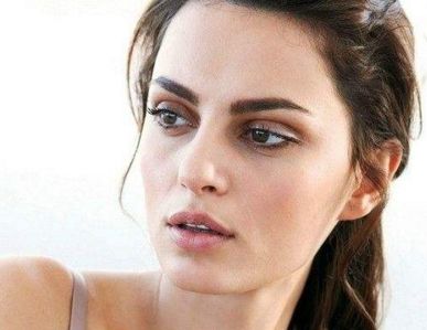 艾莉薇和愛拉斯提：探究玻尿酸手術(shù)維持時間及效果揭秘！