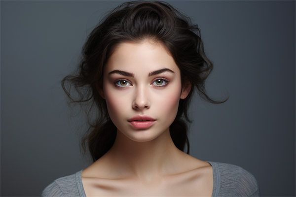 大連胡剛做雙眼皮口碑如何？真實案例分享與詳細解析