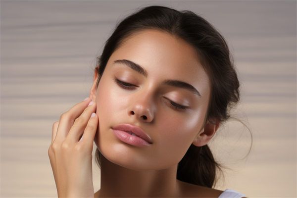 臺(tái)州整形醫(yī)院醫(yī)生推薦：抽脂塑形真實(shí)案例分享