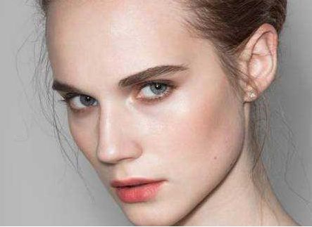 福州碧蓮盛植發(fā)醫(yī)院專家團(tuán)隊(duì)及地址詳解