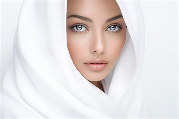 四川隆胸整形醫(yī)院排行榜，豐胸技術領跑！