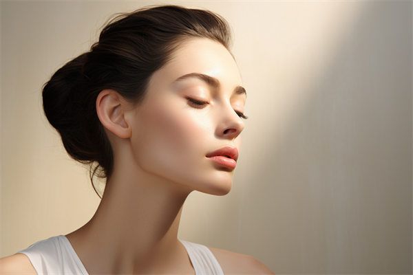 廣州額頭種植發(fā)際線要花多少錢？會卷曲不自然嗎？