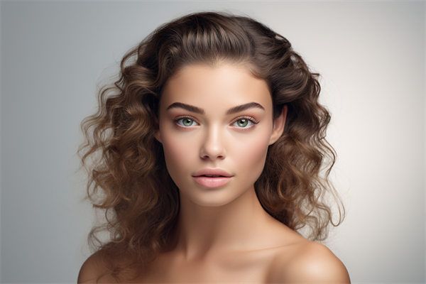 內(nèi)窺鏡豐胸術(shù)：無痕塑造傲人曲線