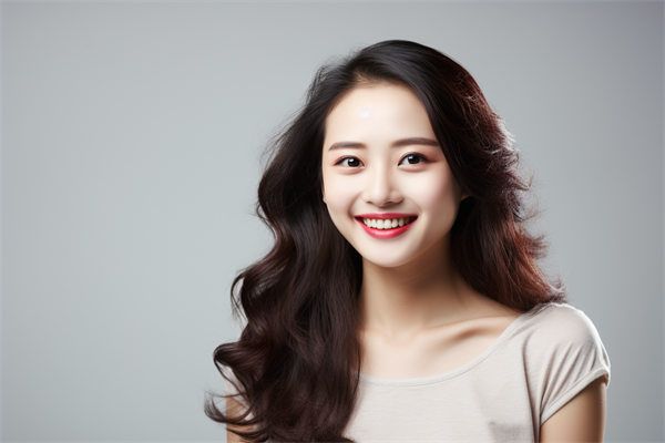 深圳廣和整形醫(yī)院位置及價(jià)格解析，尹衛(wèi)民醫(yī)生隆鼻案例分享